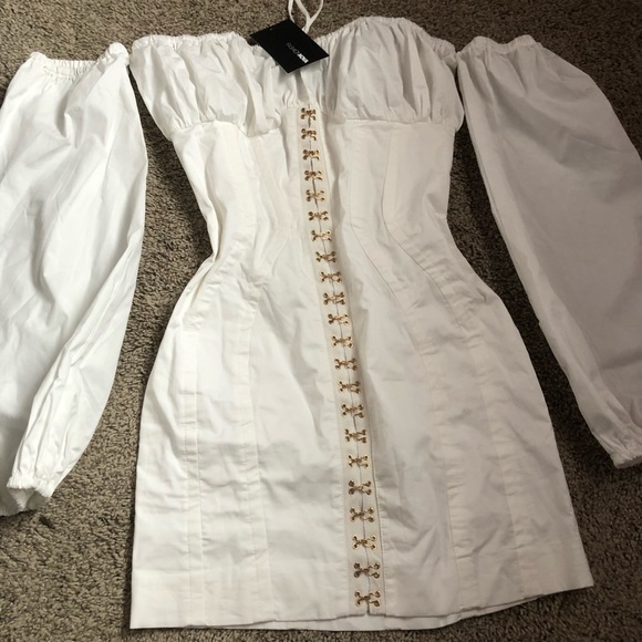 White midi off the shoulder dress - Picture 2 of 2